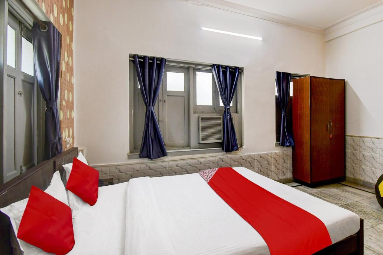Super Oyo Hotel O Fantasy Stay Vibe Колката Екстер'єр фото