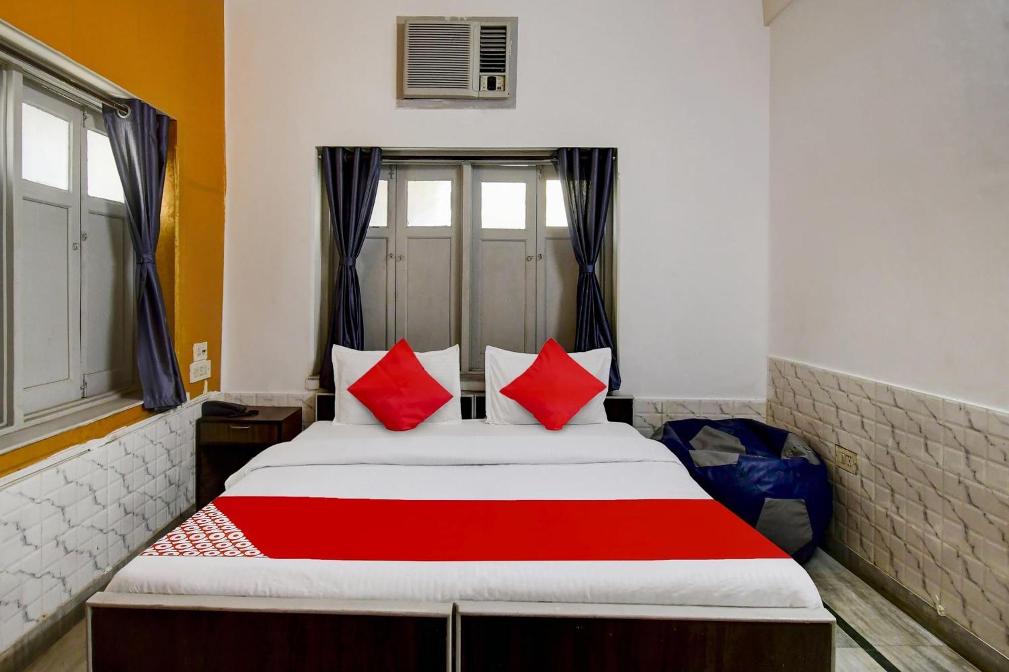 Super Oyo Hotel O Fantasy Stay Vibe Колката Екстер'єр фото