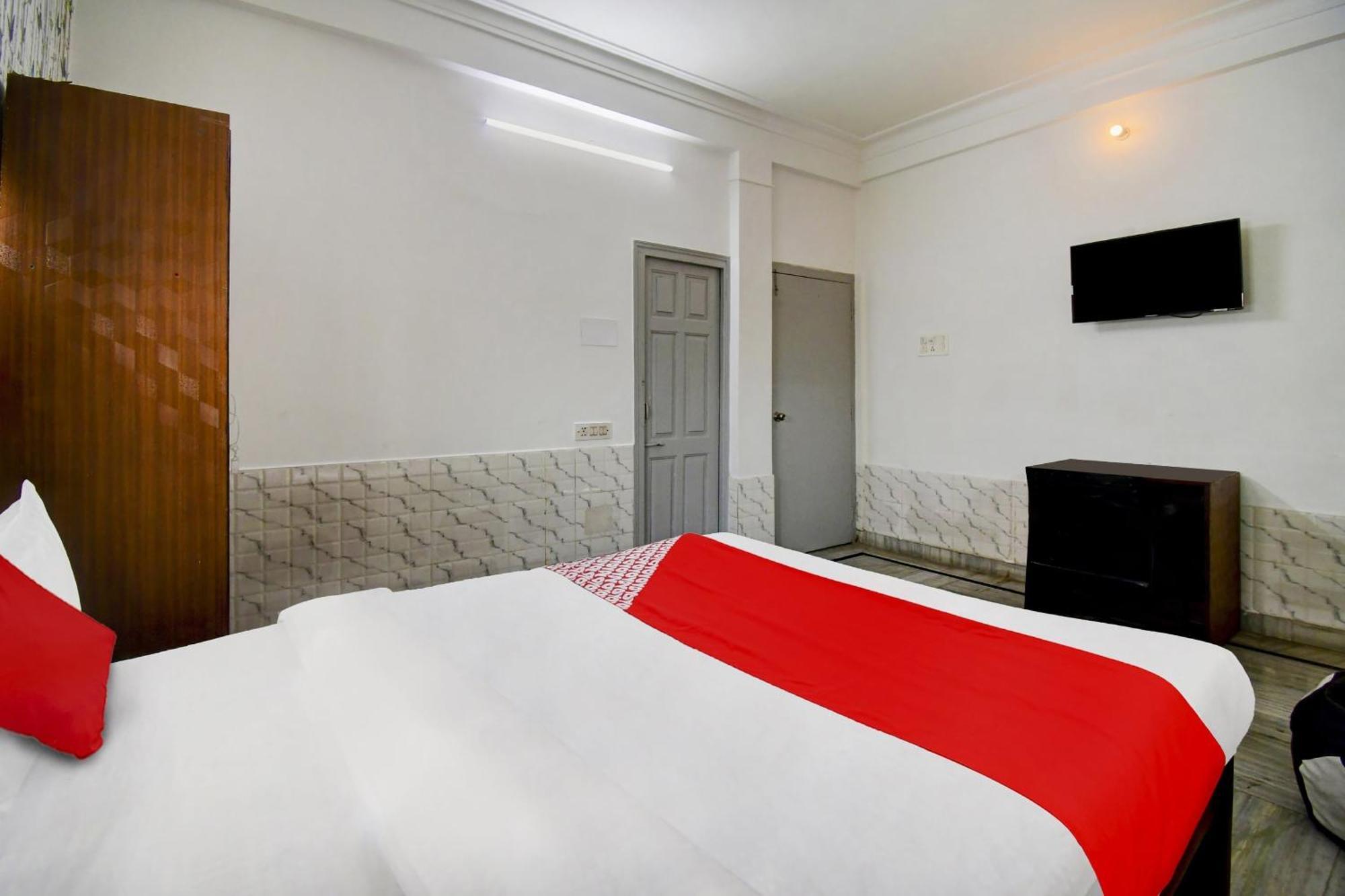 Super Oyo Hotel O Fantasy Stay Vibe Колката Екстер'єр фото